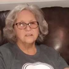 Vicki Maddox's Instagram, Twitter & Facebook