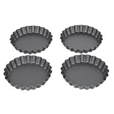 Moule A Tartelette Revetement Antiadhesif Happy Hour X4 Moule Silicone Et Emporte Piece Cuisson Art De La Table Gifi