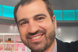 Πέθανε ο δημοσιογράφος πάνος σαράκης. Pe8ane Se Troxaio O Dhmosiografos Lampros Xabelas In Gr