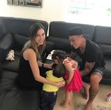 Jul 27, 2021 · daniela colett, por su parte, además de compartir el ramo de flores que recibió por parte de su ex pareja, compartió la fotografías que el padre de sus hijos publicó en sus redes sociales. Asi Celebro Daniela Colett Su Cumpleanos Numero 26 Tecache Cl