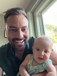 Sylvia Hurtado's Instagram, Twitter & Facebook