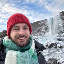 Exclusive: Benicio del Toro and Josh Brolin are back in the new trailer for  'Sicario 2: Soldado.' Get more details