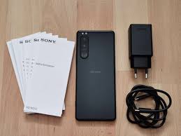 Sony Xperia 5 III review: unboxing and ...