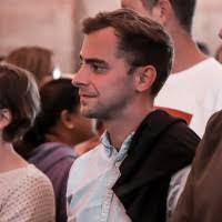 Cindy Maras's Instagram, Twitter & Facebook