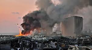 Aiutaci a far crescere il nostro sito contribuisci all'inserimento di soluzioni e definizioni. Beirut Due Esplosioni Almeno 78 Morti Tra I 4 000 Feriti Un Militare Italiano A Fuoco 2 700 Tonnellate Nitrato Di Ammonio Aria Tossica Chi Puo Lasci La Citta