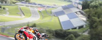 Andrea schlager und stefan bradl melden sich direkt aus der boxengasse in le mans, die kommentatoren heißen wie gewohnt christian brugger und alex hofmann. Motogp Servustv Heute