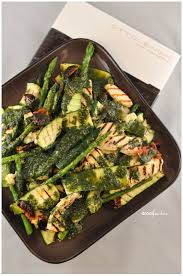 Ottolenghi Chargrilled Asparagus Courgettes And Halloumi Halloumi Ottolenghi Recipes Yotam Ottolenghi Recipes