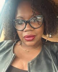 Stephanie Alper's Instagram, Twitter & Facebook