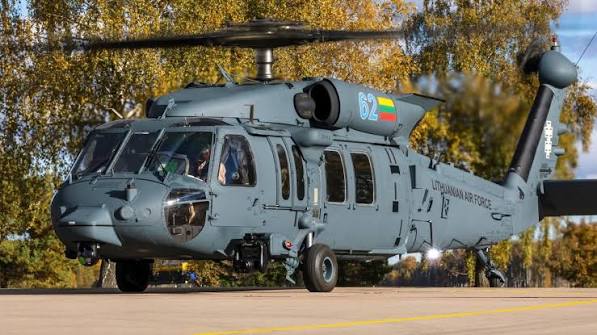 The new UH-60M Black Hawks of the Lithuanian Armed Forces surged for their first flight | Lithuanian army