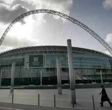 Über das wohl berühmteste fußballstadion der welt sagte der legendäre charakteristisch ist das bewegliche dach und der markante 133 meter hohe bogen. Wembleystadion Englands Neues Theater Der Traume Welt