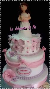 Torta statuina maxi comunione bomboniere sagoma comunione bimba, ideale come torta bomboniere comunione di un ragazza. Torte Per La Prima Comunione Ma Anche Biscotti E Cupcake