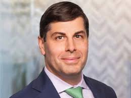 On the Move: Recent Investment Banking Hires and Promotions