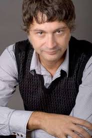 He is a former national champion and has represented france in numerous team tournaments. Buro Zeitenweide Architekturburo Zeitenweide