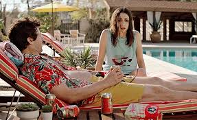 When carefree nyles and reluctant maid of honor sarah have a chance encounter at a palm springs wedding, things get complicated as they are unable to escape the venue, themselves, or each other. Cinematographico Palm Springs 2020 Dir Max Barbakow Facebook