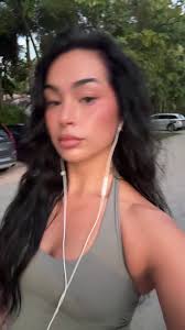 elena (@notelenachristine)’s video of clock it