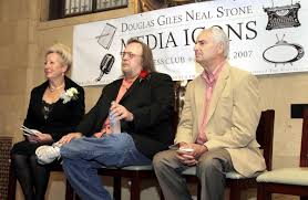 Brent Douglas, voice of prank call star Roy D. Mercer, dies