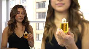 Be sure to comb the serum through all of your hair, saturating all of the strands as you go. Introducing Olaplex No 7 Bonding Oil Youtube