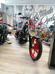 The bars that support them can arrange your body in a multitude of ways! Celebrity Chef Paul Hollywood Is Selling His Choppers On Ebay Autoevolution