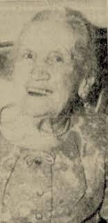 Ellen Crull's Instagram, Twitter & Facebook