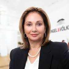 Debra Fortier's Instagram, Twitter & Facebook