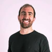 100+ perfiles de «Mosca»