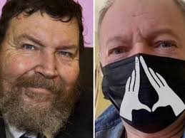 Vasco rossi — quanti anni hai 04:44. Vasco Rossi E Giuliano Ferrara La Santa Alleanza Sulle Mascherine Corriere It