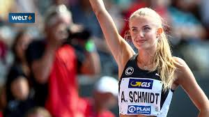 The young athlete has expressed hopes to be an outside chance for tokyo 2020 olympic games. Instagram Leichtathletin Alica Schmidt Uber Aussehen Und Ernahrung Welt