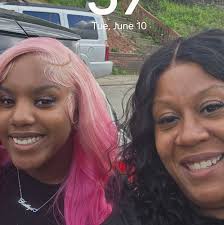 Is becoming a VIP member worth it to attend the Black Dagger Brotherhood  premier?