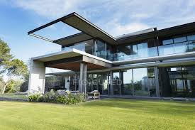 Browse the best luxury properties, penthouses, villas, mansions, homes and more luxury real estate for sale from top agents around the world. Modern Luxury Home Showcase Exterior House Front Or Back Yard Stock Photo 349610174