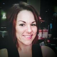 Stacey Roos's Instagram, Twitter & Facebook