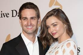 Check spelling or type a new query. Miranda Kerr Evan Spiegel Sie Bekommen Ein Baby Gala De