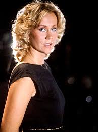 💛 Agnetha just makes me so happy 💛 I've literally had such a rubbish day,  but simply seeing everyone's Agnetha posts, watching a video of her  singing, and finding my photo to