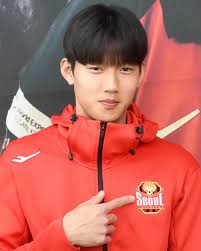 Lee Han-beom - Wikipedia
