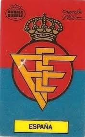 La federación española de fútbol ha presentado este martes su nueva imagen corporativa, así como el nuevo escudo que a partir de ahora lucirán los internacionales españoles en sus camisetas. Seleccion Espanola De Futbol El Sitio De Mis Cromos