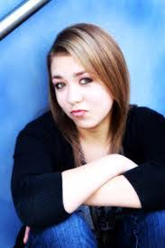 Melissa Tyler's Instagram, Twitter & Facebook