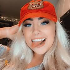 Abbie garner (@AbbieGarner1)