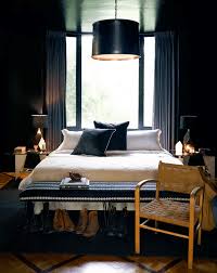 Fra i colori più indicati per la camera da letto, perché rilassante e calmante, il blu si presta, più di altri colori, a vestire questo spazio della casa. Colori Pareti Camera Da Letto Idee Scure Fillyourhomewithlove