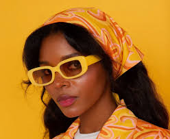 4 Accessories That Go Well With Our 1960's Era Retro Style Dresses