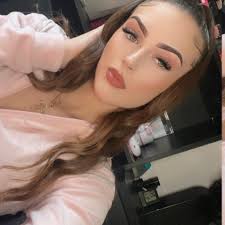 Newbie. I have been taking volunteers only. So nobody is paying anything.  Which I'm ok with cause it's practice for me. But once I start charging I  plan