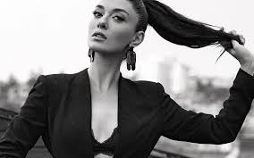 Birden geldin aklıma (aslıhan güner & armağan oğuz). Kuzey Yildizi Dizisinin Yildiz I Aslihan Guner Instagram Dan Bu Fotografi Paylasti Aslihan Guner In Instagram Paylasimlari