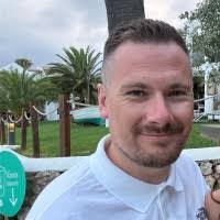 James Callow's Instagram, Twitter & Facebook