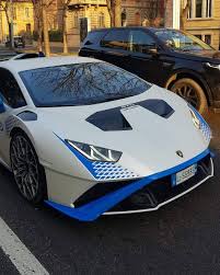 Descubre el nuevo huracán sto. Matte White Lamborghini Huracan Sto Spotted In Italy The Supercar Blog
