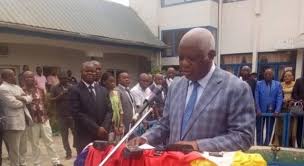 Les travaux débuteront en août 2020. Mediacongo Net Actualites Pont Route Rail Kinshasa Brazzaville Felix Tshisekedi Et Les Deputes Provinciaux Du Kongo Central Aux Antipodes