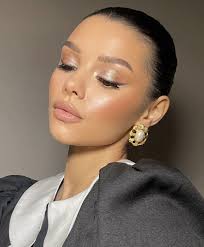 Shauna Mann (iamshaunamann)