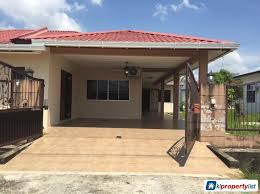 Semi detached house on a hillside is a sustainable and affordable building for families living together under one roof. 3 Bedroom Semi Detached House For Sale In Kuching 7815 Klpropertylist Com Mobile