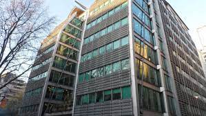 Lloyds bank plc 0843 455 0000. Banktrack Lloyds Banking Group