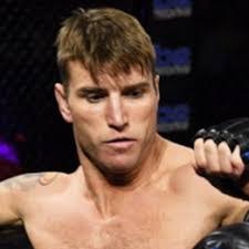 Dominique Steele's Instagram, Twitter & Facebook