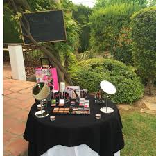 Check out these mary kay cosmetic tutorials for a glimpse of insight, and then find an independent beauty consultant for the full scoop! Consultora De Belleza Mary Kay Gina Ficha Belleza Ellas