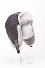 Cele prezentate in pozele alaturate sunt vopsite. Zeci De Caciuli Din Blana Naturala Modele Caciuli Rusesti Vesa Ro