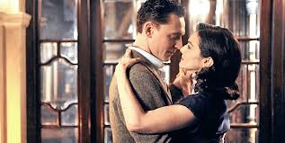 Rating director terence davies's take on terence rattigan's play involves a romantic triangle circa 1950, with lady hester collyer (rachel weisz) walking out of a respectable but sexless marriage to judge sir william collyer (simon russell beale). Lovely First Clip Of Rachel Weisz And Tom Hiddleston In The Deep Blue Sea Heyuguys